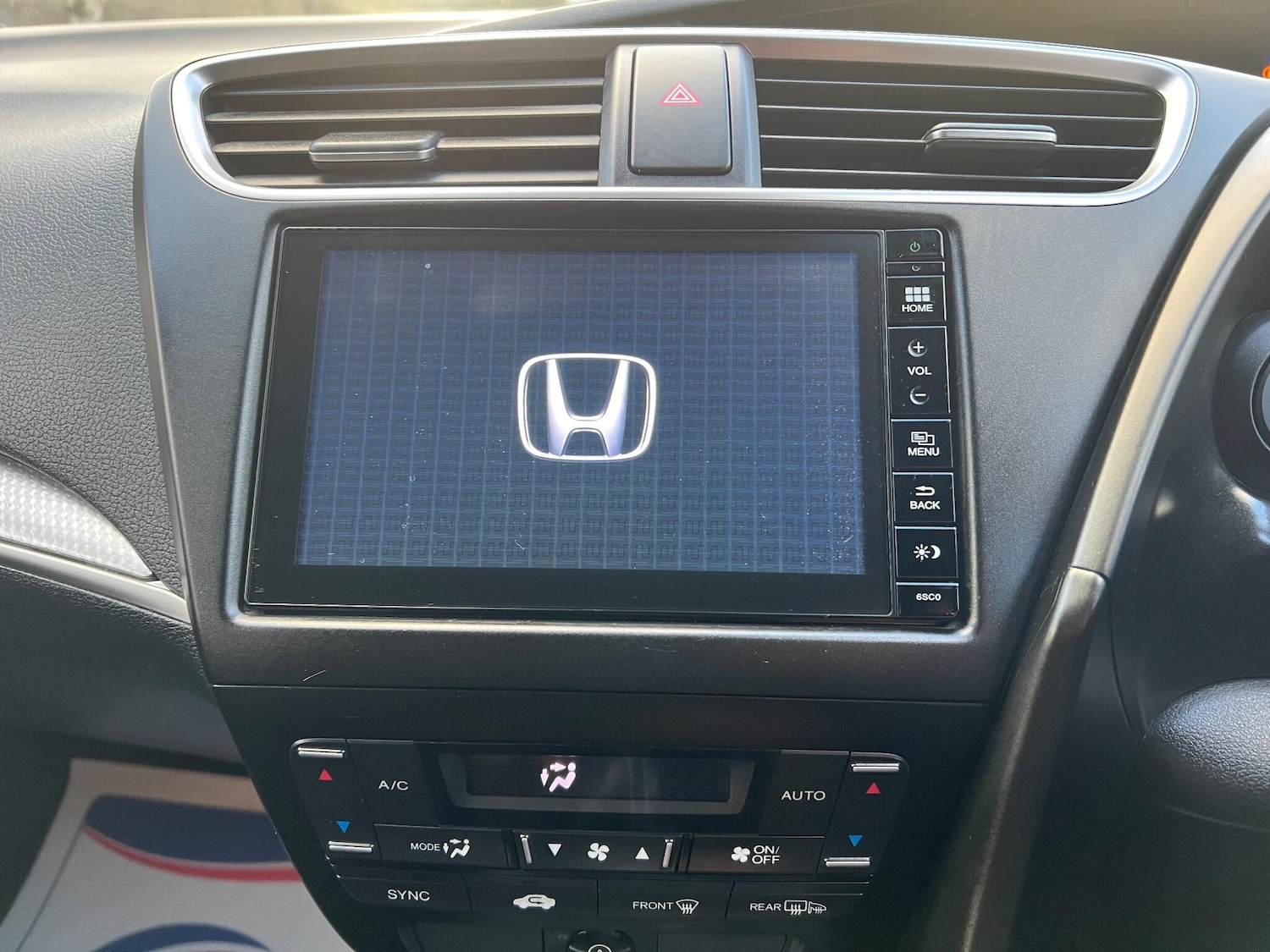 Used Honda Civic 2015 for sale - 77145448: Photo 15