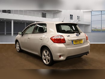 Used Toyota Auris 2011 for sale - 76441228: Photo