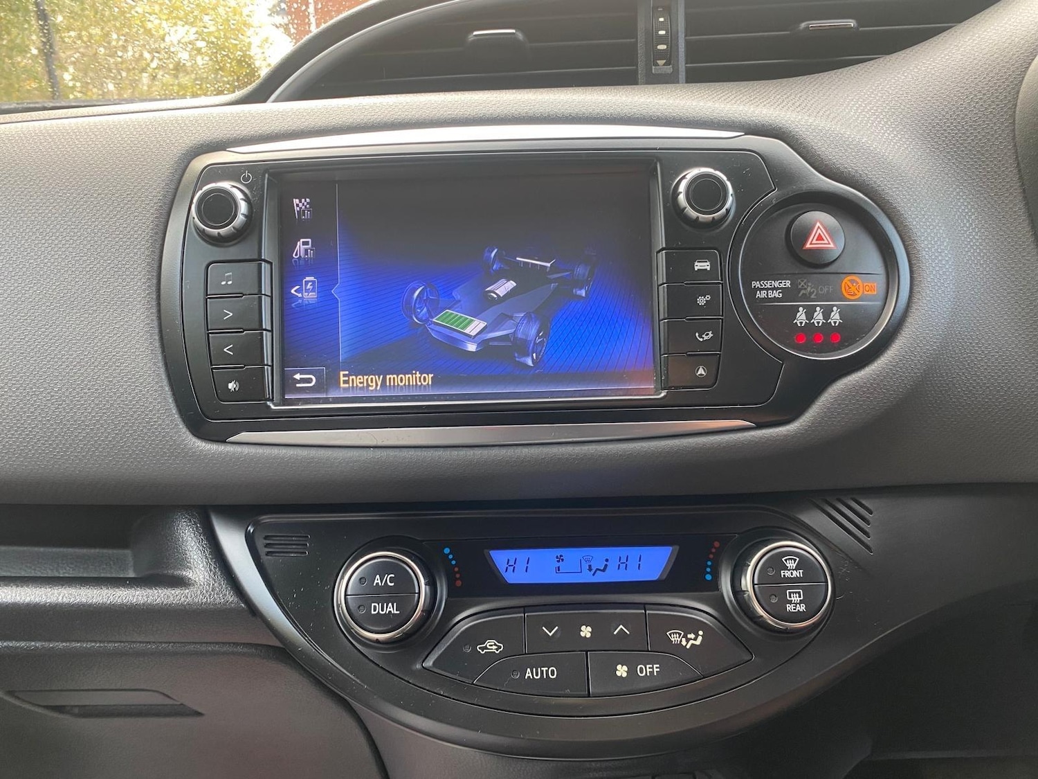 Used Toyota Yaris 2016 for sale - 77009893: Photo 21