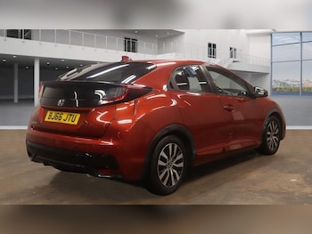 Used Honda Civic 2016 for sale - 77030994: Photo