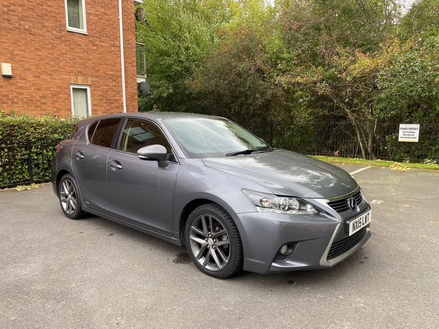 Used Lexus CT 2015 for sale - 76012268: Photo 1