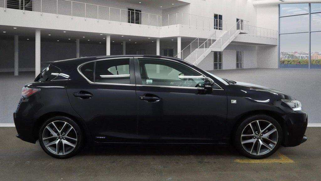 Used Lexus CT 2015 for sale - 76887129: Photo 6