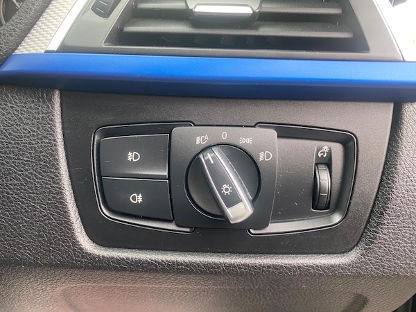Used BMW 3 Series 2017 for sale - 74713556: Photo 23