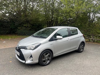 Used Toyota Yaris 2015 for sale - 79808320: Photo