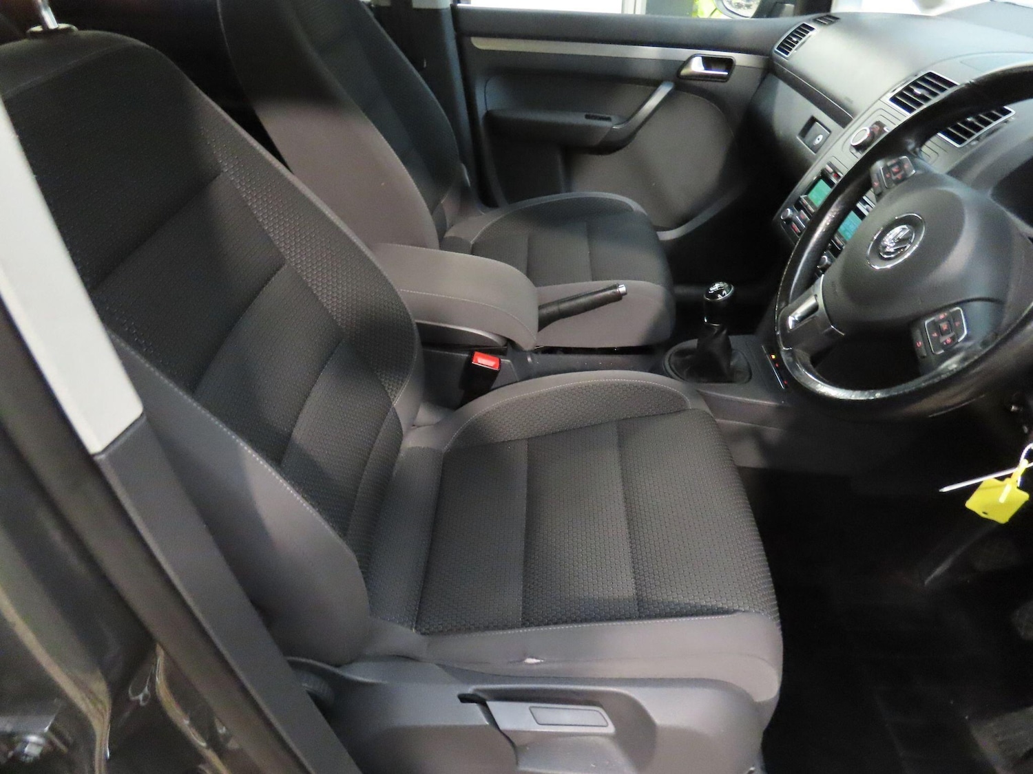 Used Volkswagen Touran 2013 for sale - 77145420: Photo 5