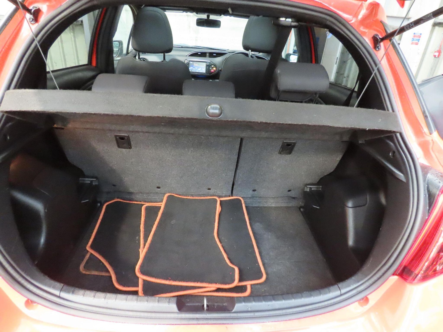 Used Toyota Yaris 2016 for sale - 77031003: Photo 11