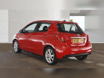 Used Toyota Yaris 2015 for sale - 78430469: Photo