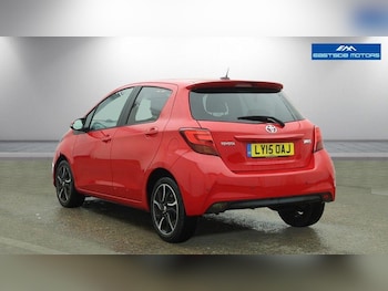 Used Toyota Yaris 2015 for sale - 78535310: Photo