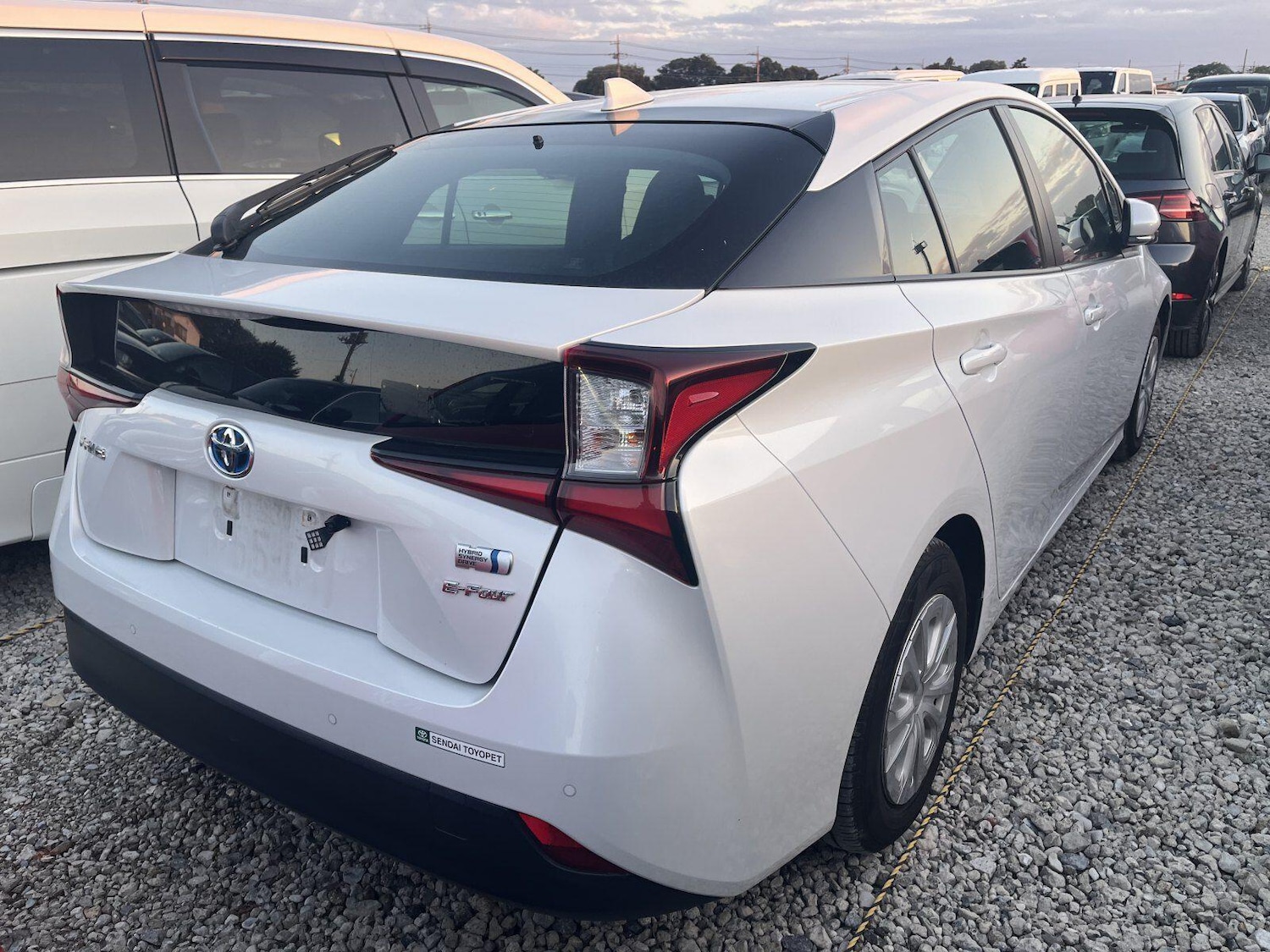 Used Toyota Prius for sale - 77588023: Photo 2