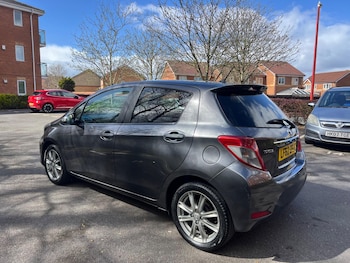 Used Toyota Yaris 2012 for sale - 78220714: Photo