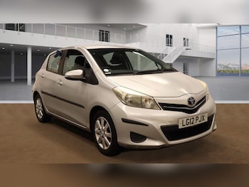 Used Toyota Yaris 2012 for sale - 75707649: Photo