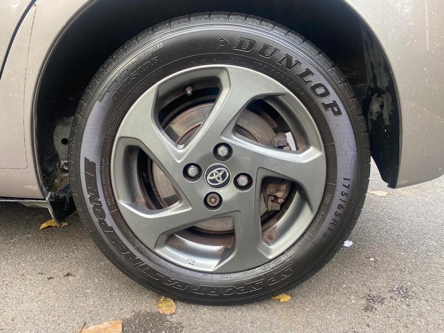 Used Toyota Yaris 2015 for sale - 77239316: Photo 29