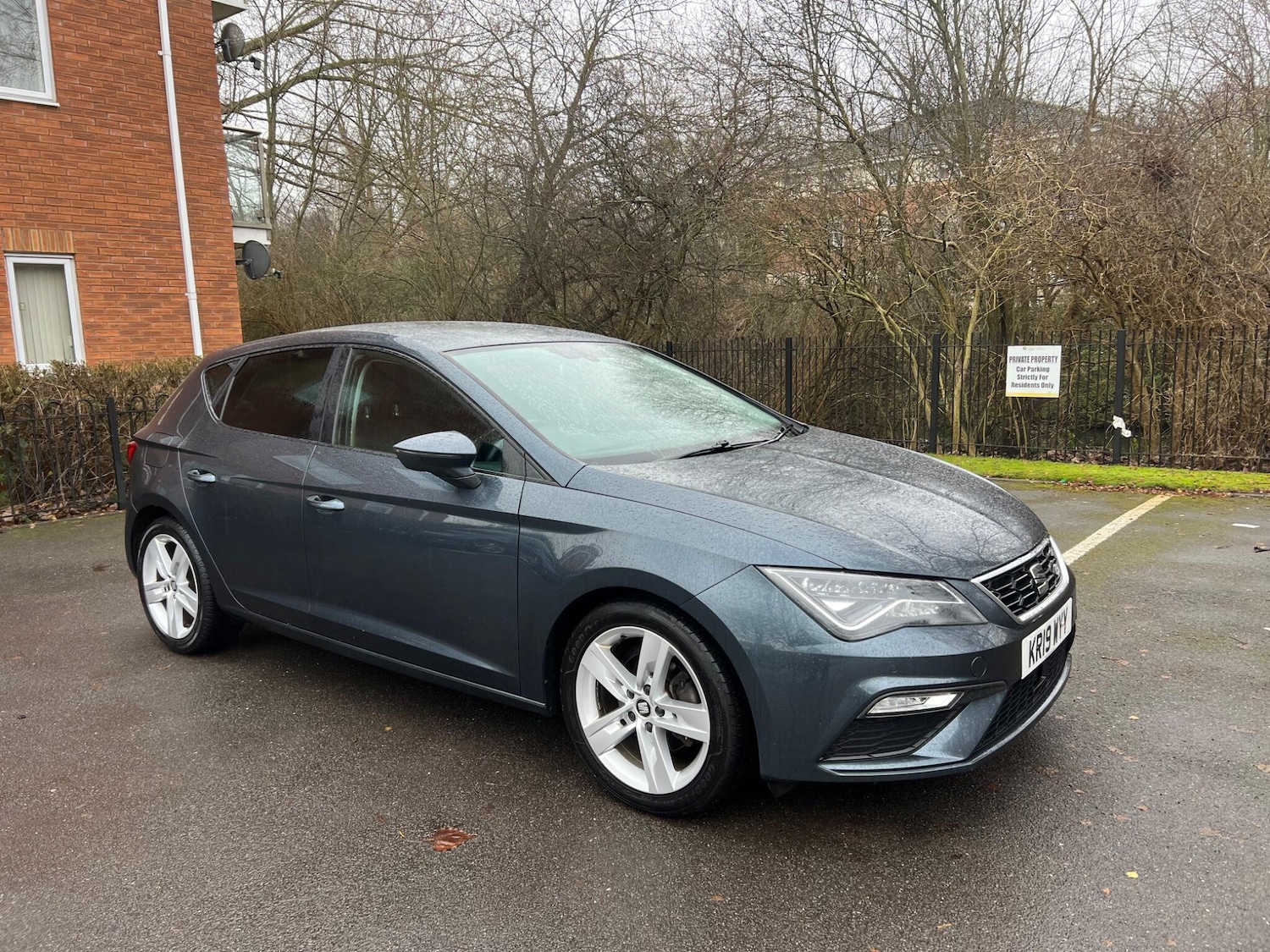 Used SEAT Leon 2019 for sale - 77401241: Photo 1
