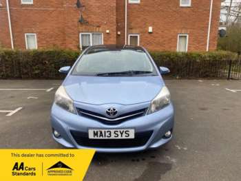 Used Toyota Yaris 2013 for sale - 73647175: Photo