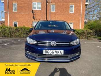 Used Volkswagen Touran 2016 for sale - 74070261: Photo