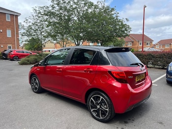 Used Toyota Yaris 2016 for sale - 79039813: Photo