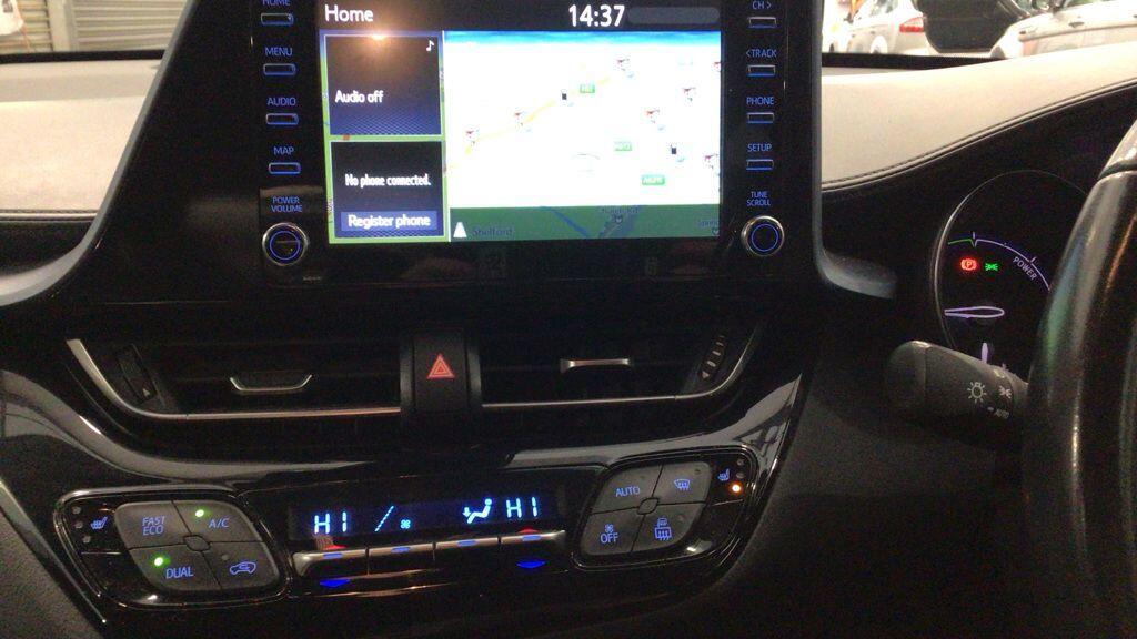 Used Toyota C-HR 2021 for sale - 76561157: Photo 8