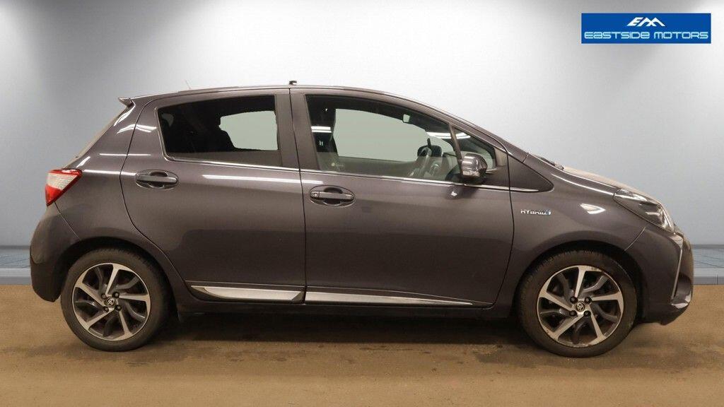 Used Toyota Yaris 2017 for sale - 78085904: Photo 11