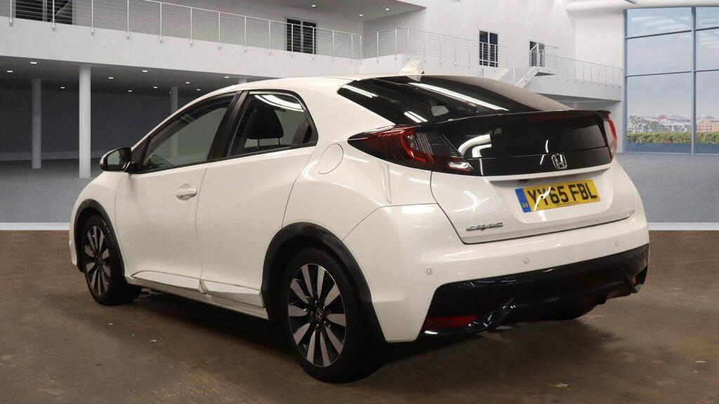 Used Honda Civic 2015 for sale - 77009926: Photo 3