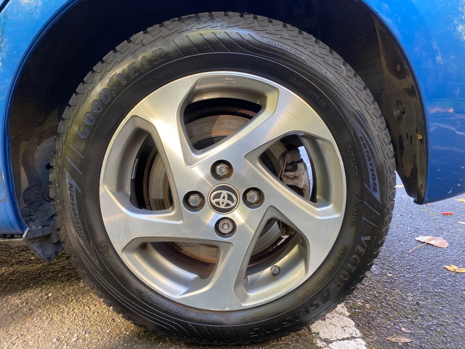 Used Toyota Yaris 2017 for sale - 76370351: Photo 33