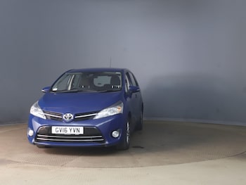 Used Toyota Verso 2016 for sale - 79387515: Photo