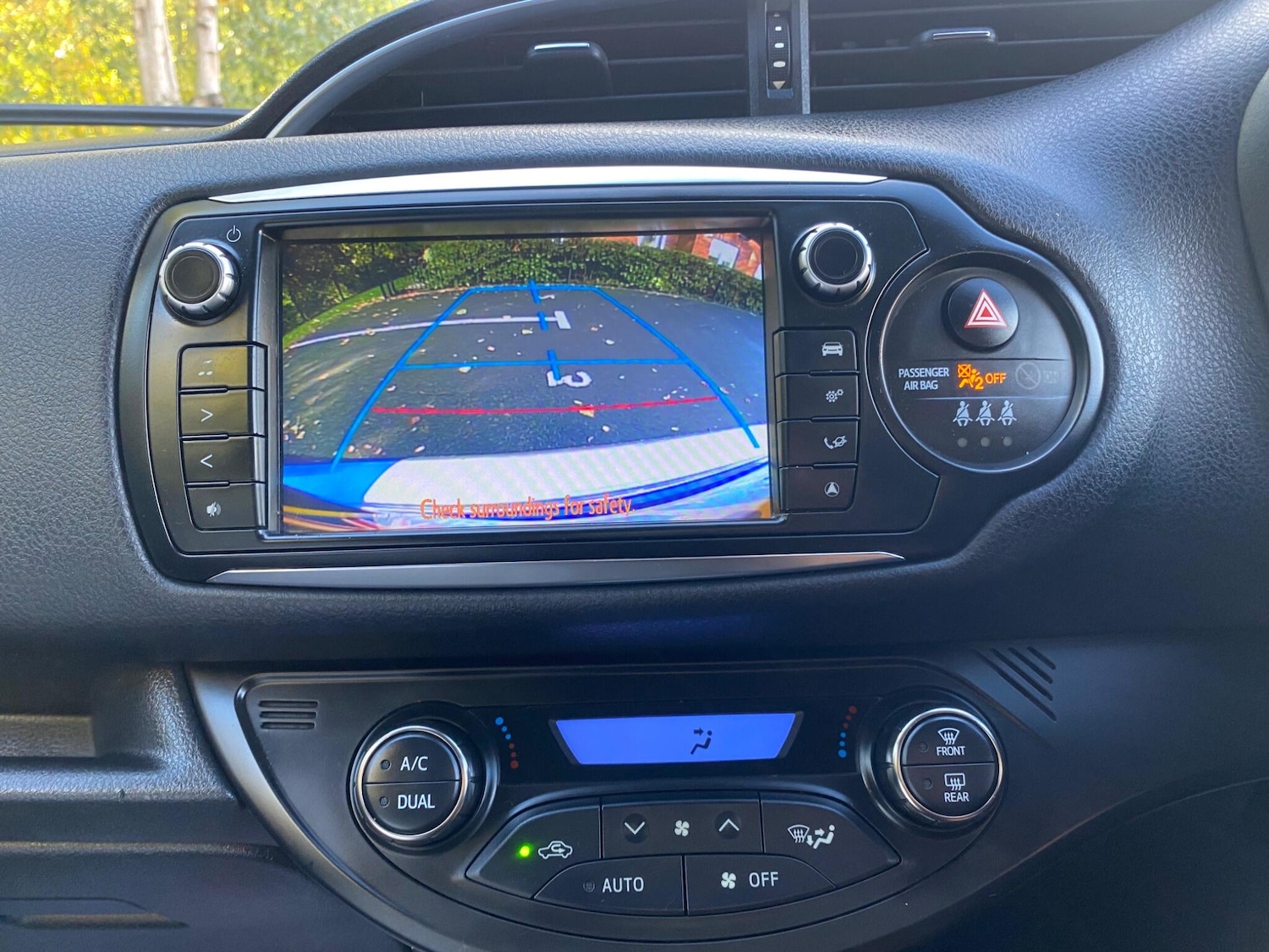 Used Toyota Yaris 2017 for sale - 77576019: Photo 18