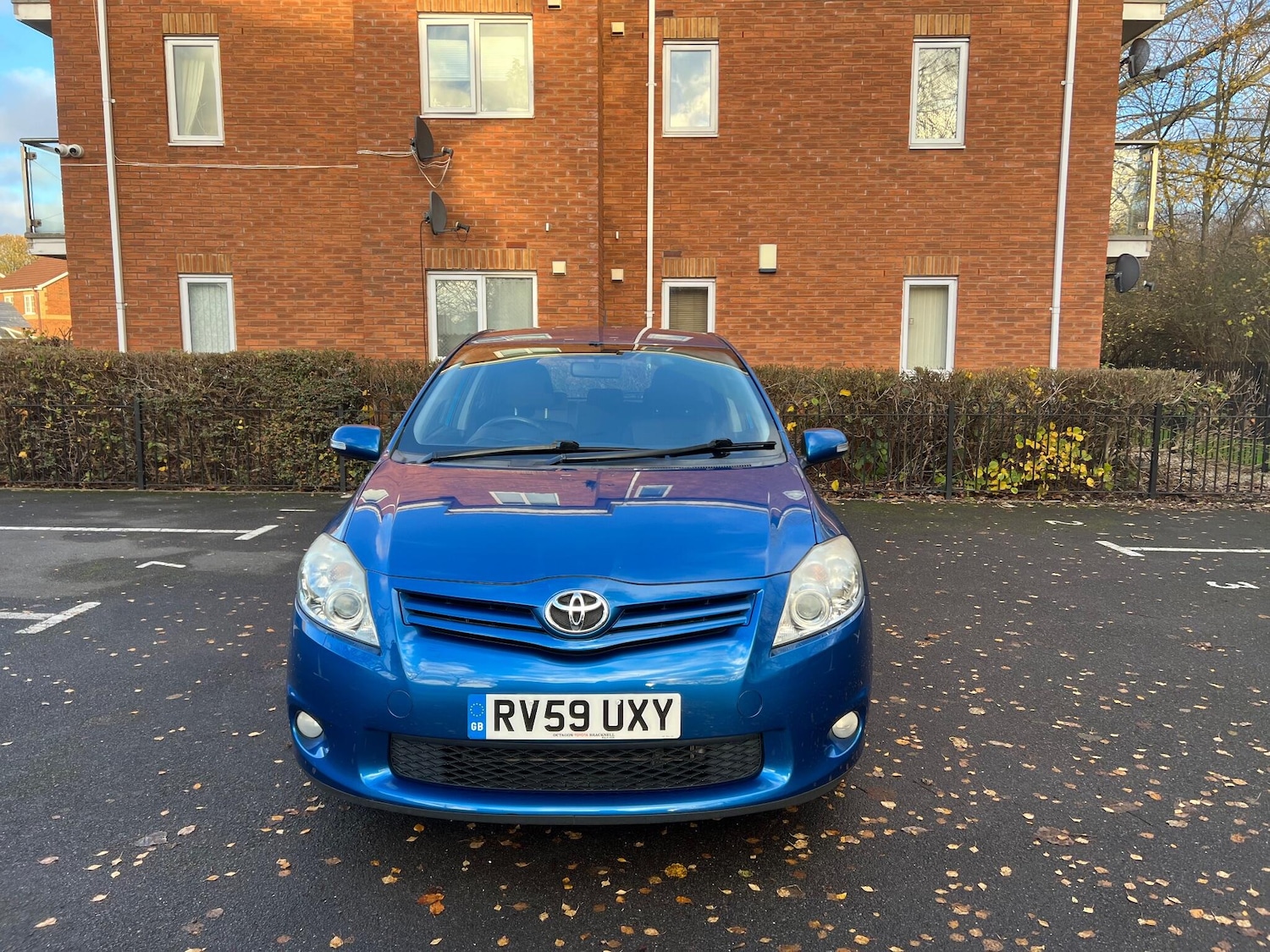 Used Toyota Auris 2010 for sale - 77239313: Photo 2