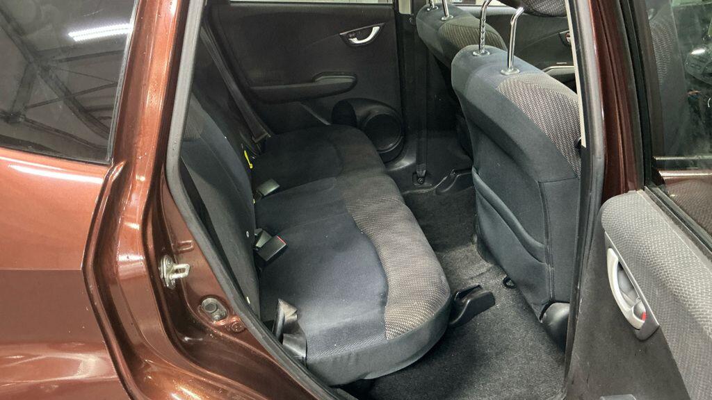 Used Honda Jazz 2011 for sale - 76839459: Photo 15