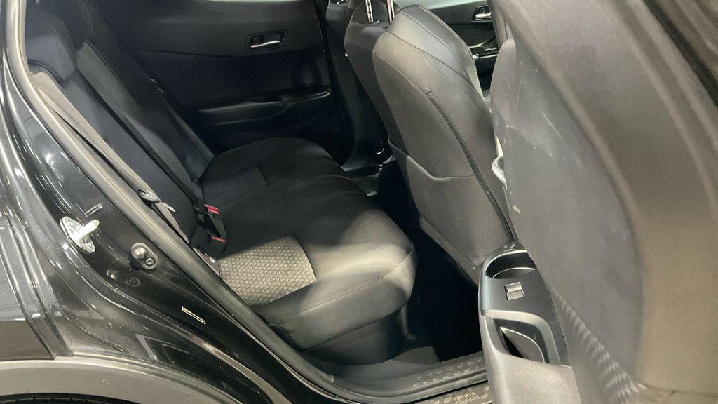 Used Toyota C-HR 2022 for sale - 76561559: Photo 10