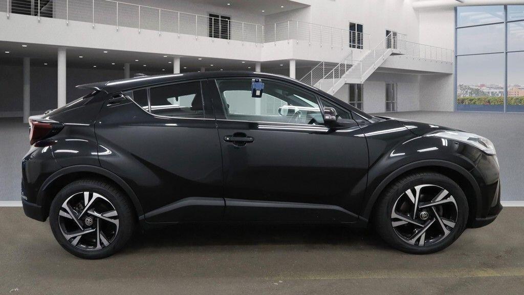 Used Toyota C-HR 2022 for sale - 76561559: Photo 6
