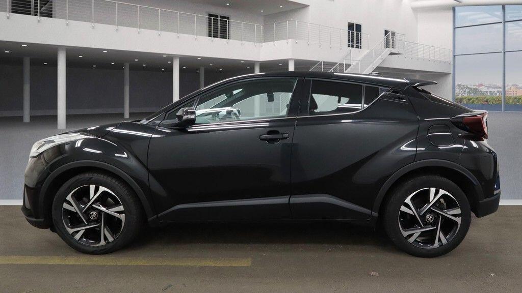 Used Toyota C-HR 2022 for sale - 76561559: Photo 7