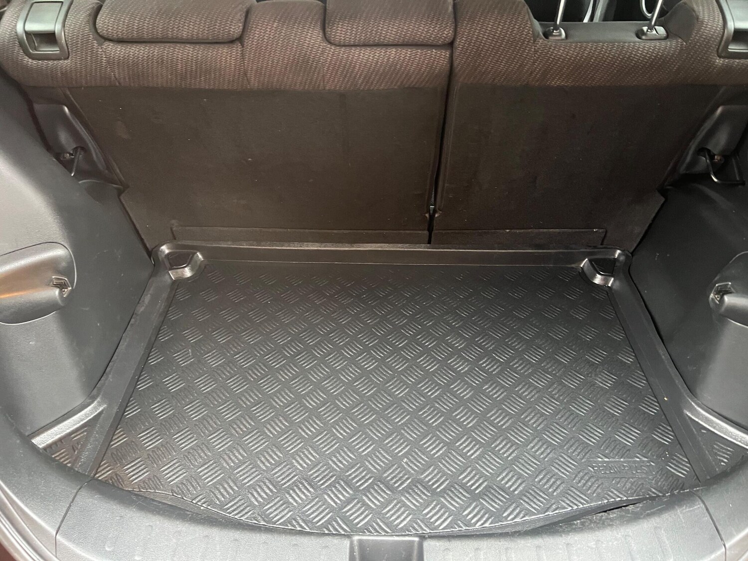 Used Honda Jazz 2011 for sale - 77576008: Photo 24