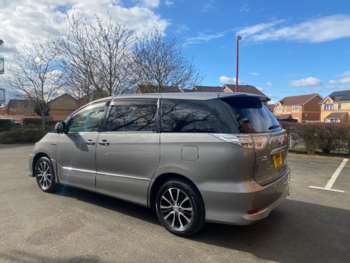 Used Toyota Estima 2014 for sale - 74032430: Photo