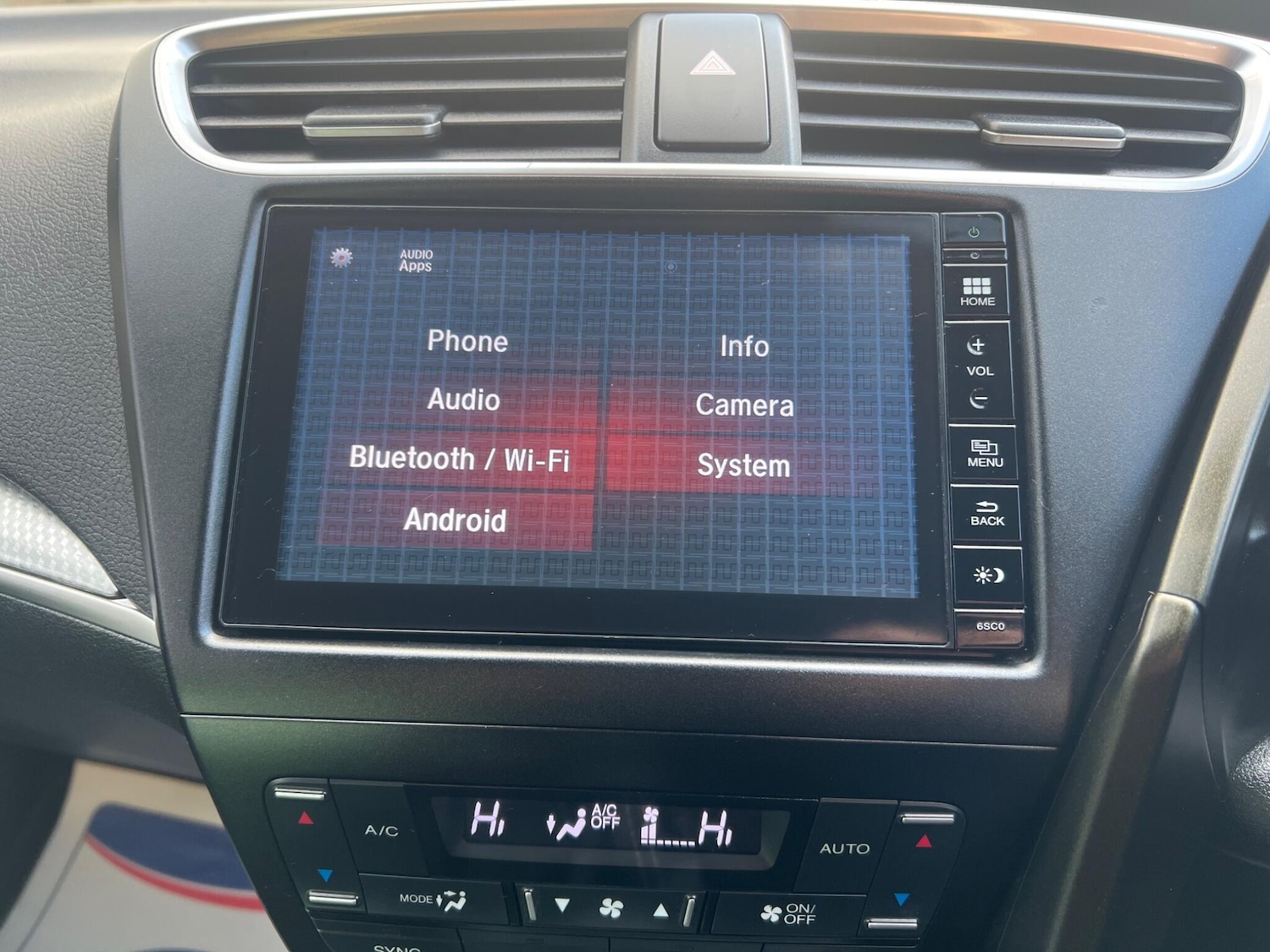 Used Honda Civic 2015 for sale - 77978911: Photo 18