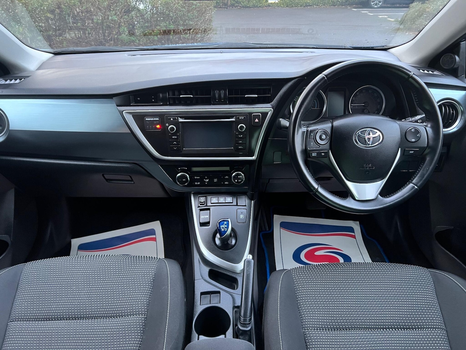 Used Toyota Auris 2014 for sale - 77145434: Photo 11