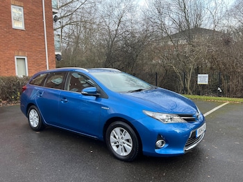 2014 (14) - 1.8 VVTi Hybrid Icon 5dr CVT Auto