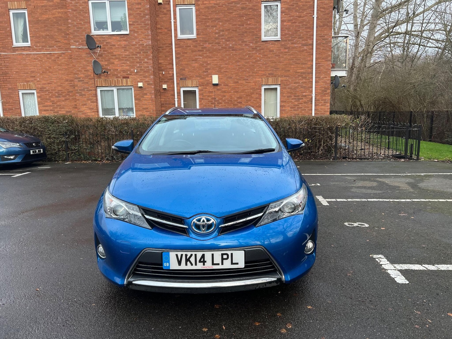 Used Toyota Auris 2014 for sale - 77145434: Photo 2