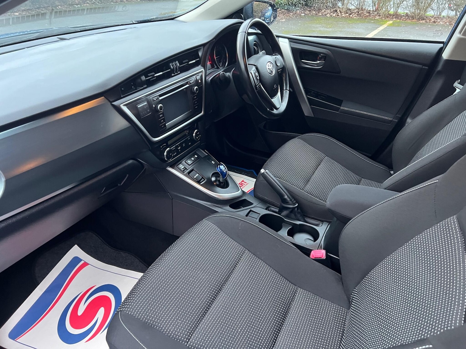 Used Toyota Auris 2014 for sale - 77145434: Photo 9