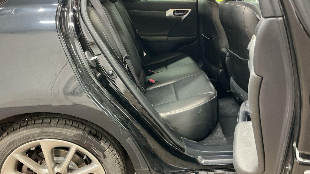 Used Lexus CT 2013 for sale - 77685178: Photo 16