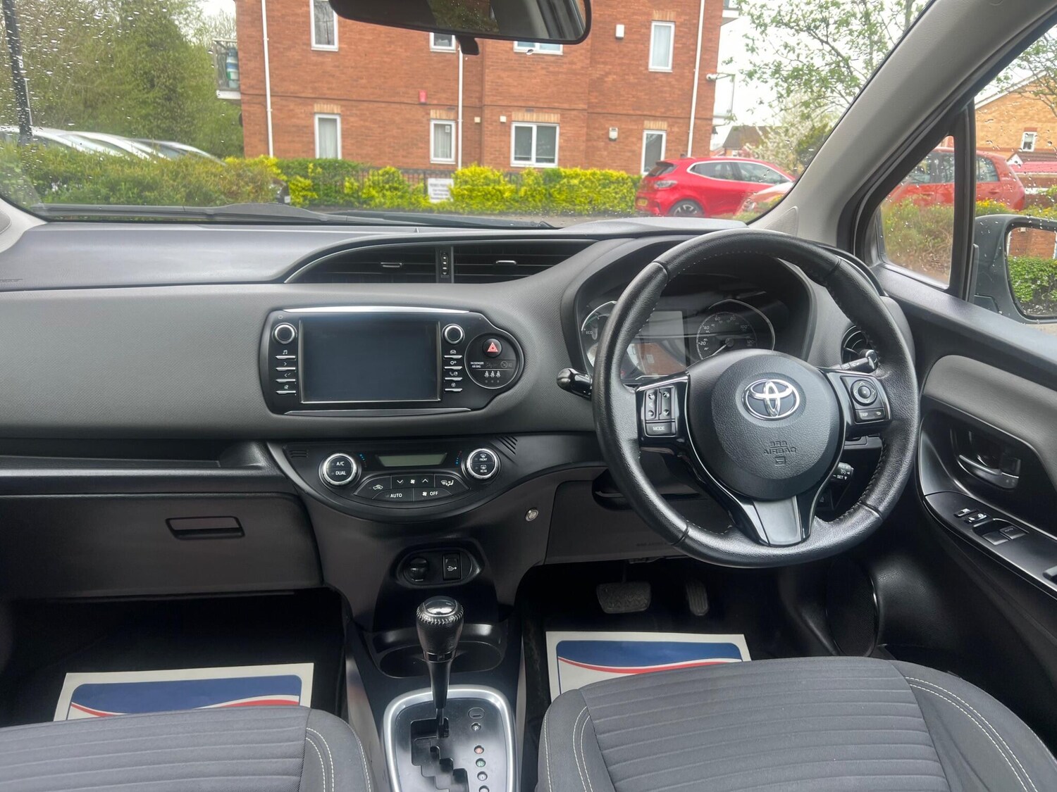 Used Toyota Yaris 2019 for sale - 78220711: Photo 13