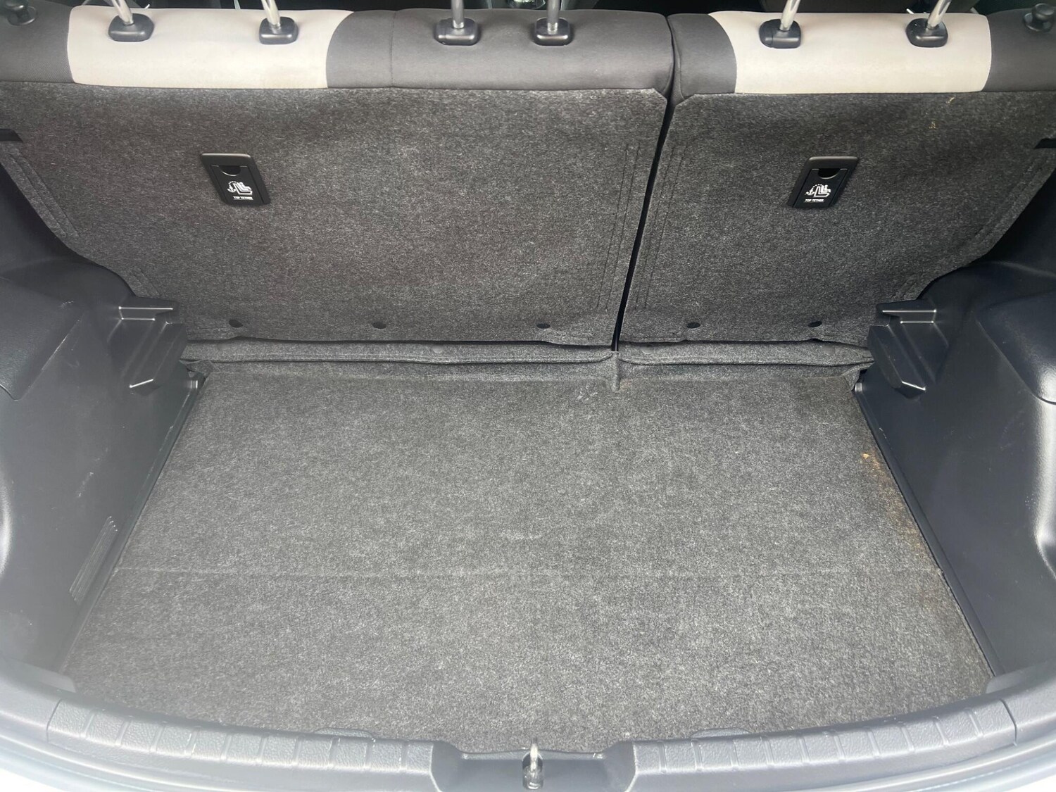 Used Toyota Yaris 2019 for sale - 78220711: Photo 27