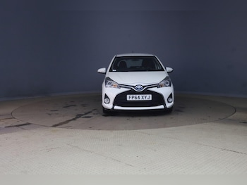 Used Toyota Yaris 2015 for sale - 77685183: Photo