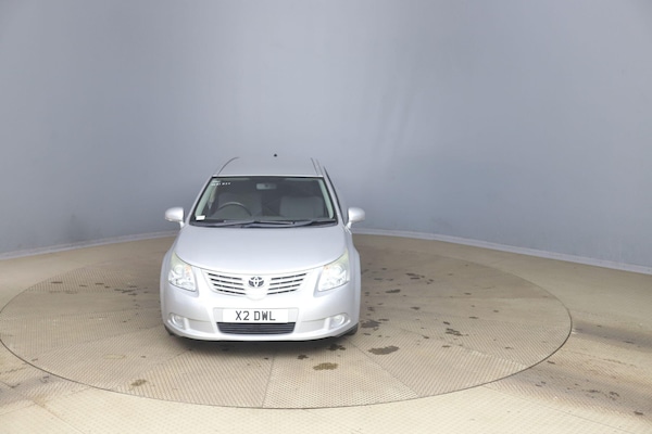 Used Toyota Avensis 2011 for sale - 76284256: Photo 2
