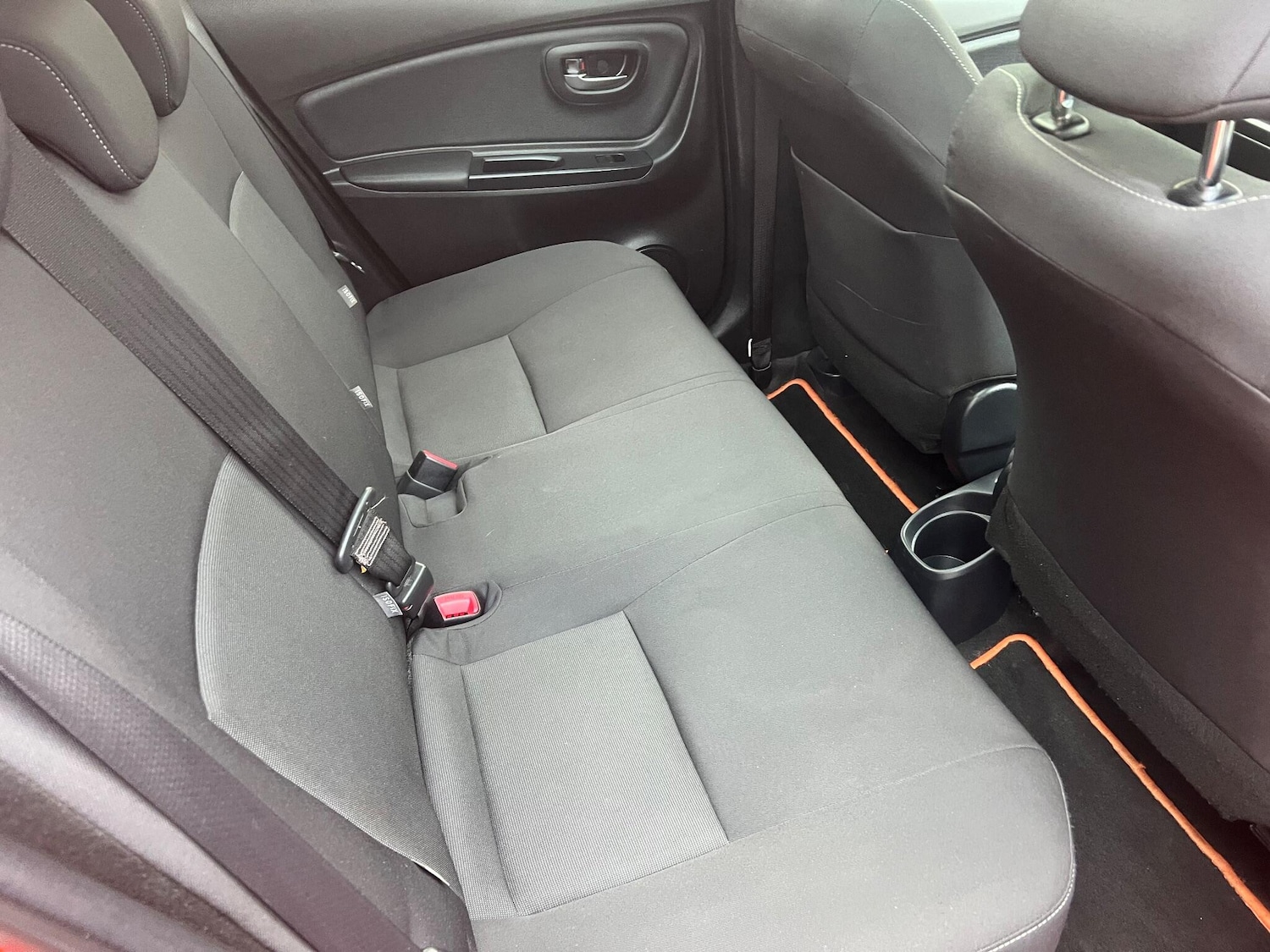 Used Toyota Yaris 2016 for sale - 77285942: Photo 29