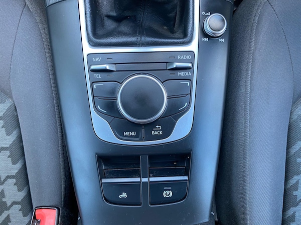 Used Audi A3 Cabriolet 2015 for sale - 75400675: Photo 21