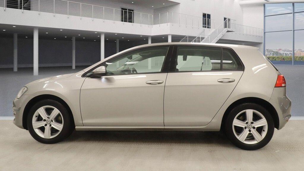 Used Volkswagen Golf 2014 for sale - 77586715: Photo 5