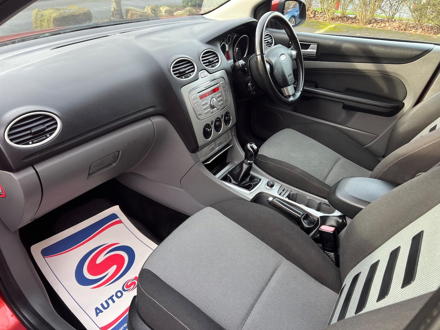 Used Ford Focus 2009 for sale - 77239312: Photo 8