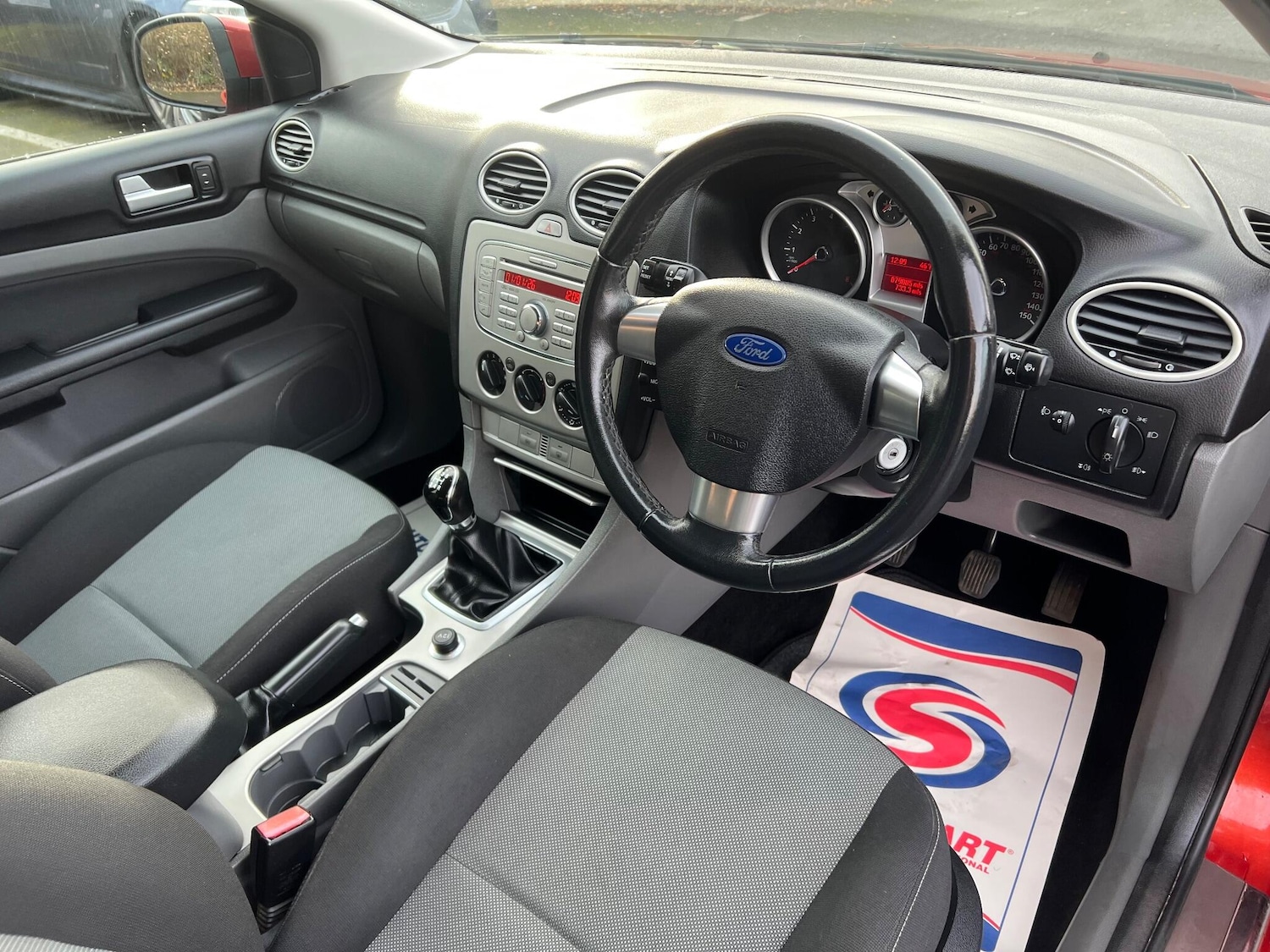 Used Ford Focus 2009 for sale - 77239312: Photo 9