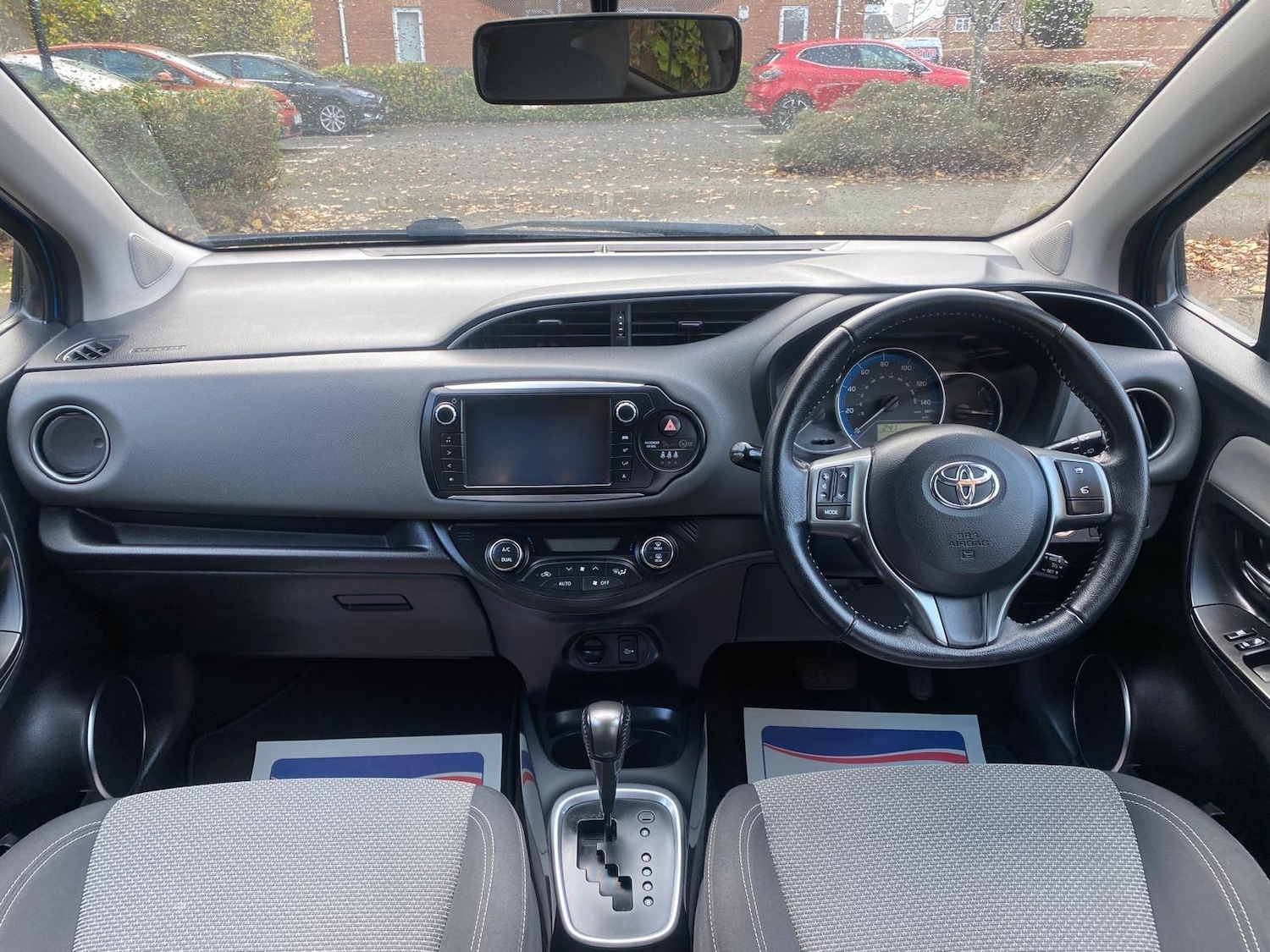 Used Toyota Yaris 2016 for sale - 77031034: Photo 10