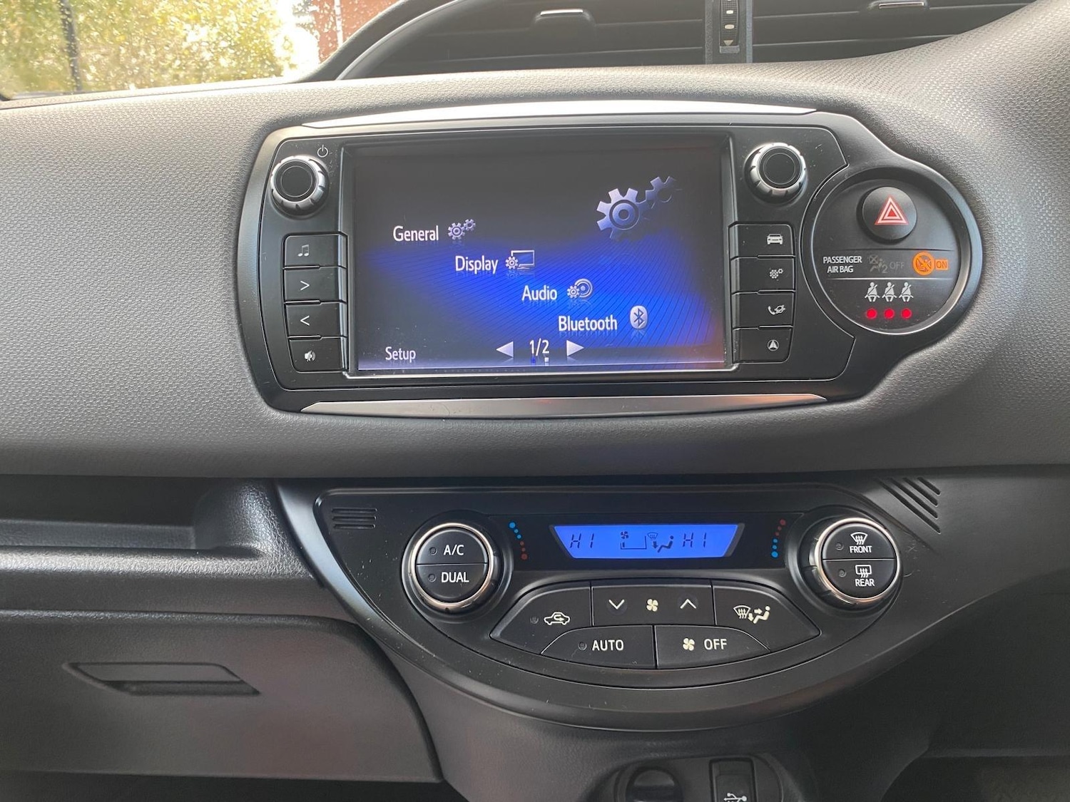 Used Toyota Yaris 2016 for sale - 77031034: Photo 24